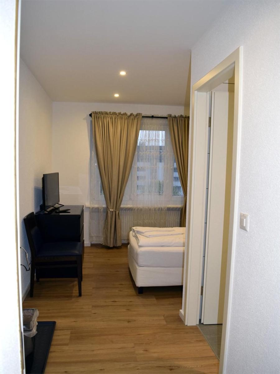 Hotel Restaurant Krebs Grenchen Esterno foto